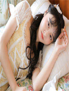 《操美女免费网站》